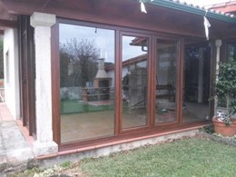 Galeria en PVC madera